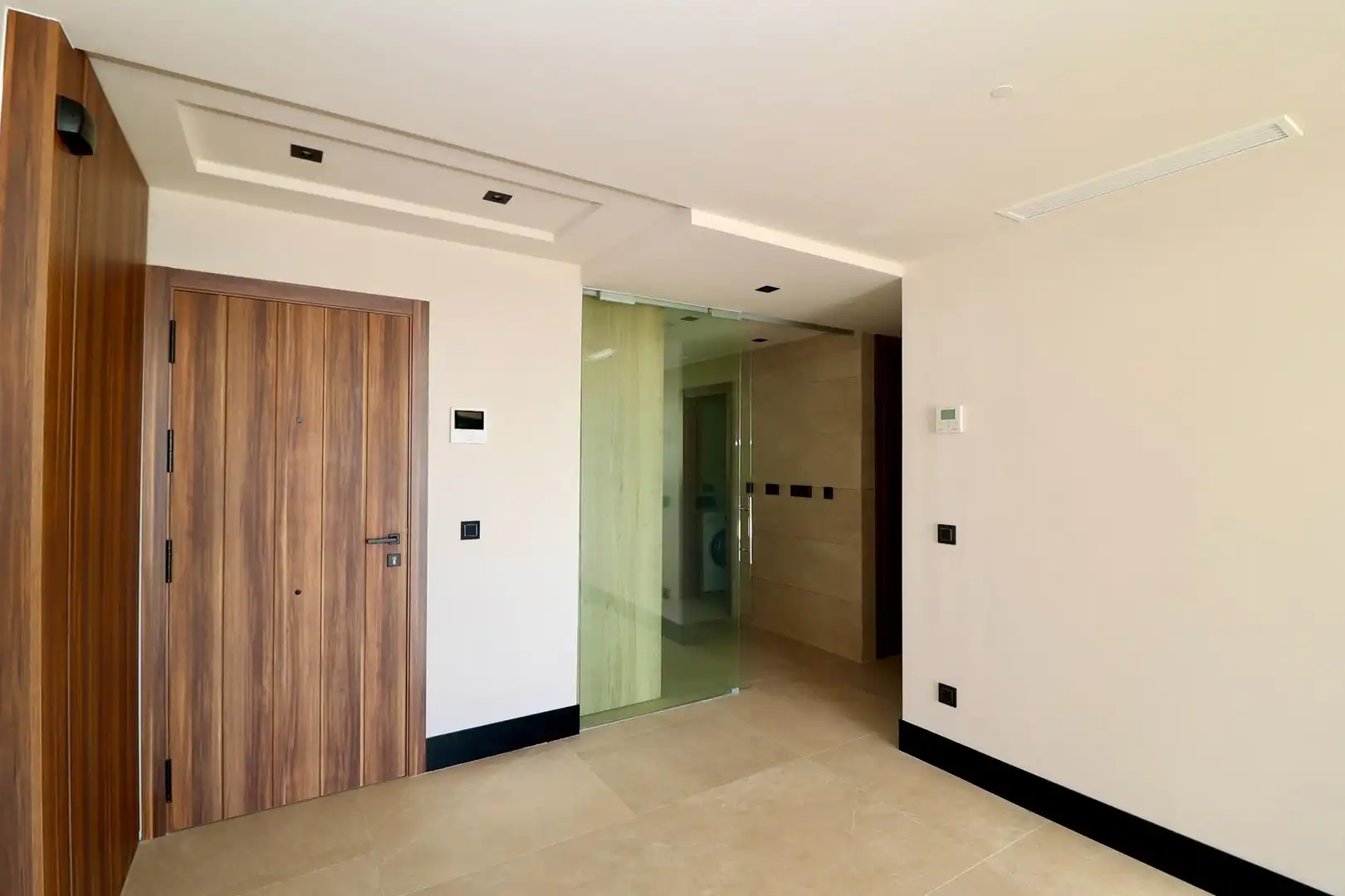 Flat for sale in Marbella  with Air Conditioner, Private garden and Terrace