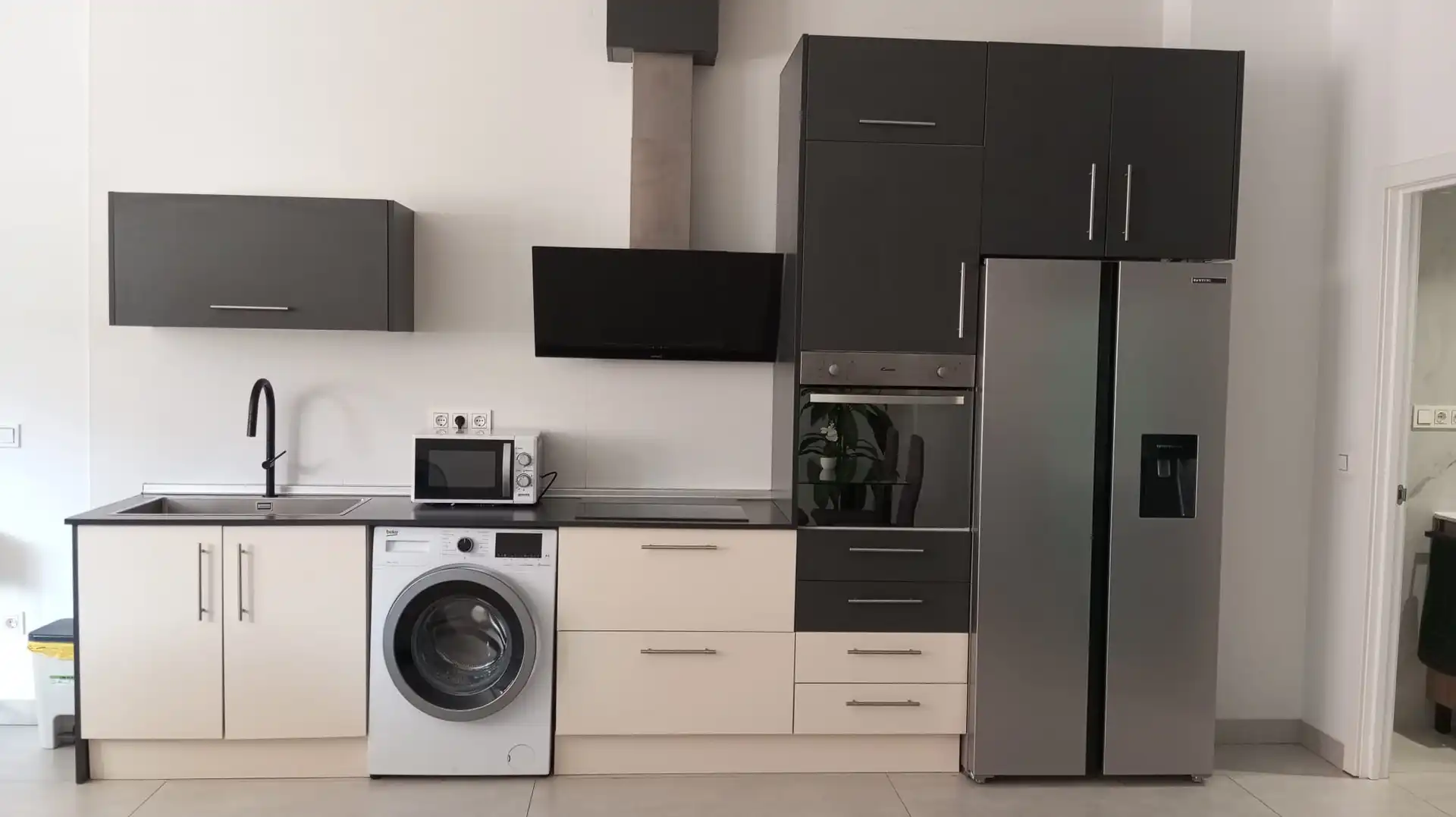 Kitchen of Flat for rent in Málaga  with Air Conditioner, Heating and Furnished