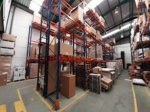 Nau industrial en venda en Móstoles