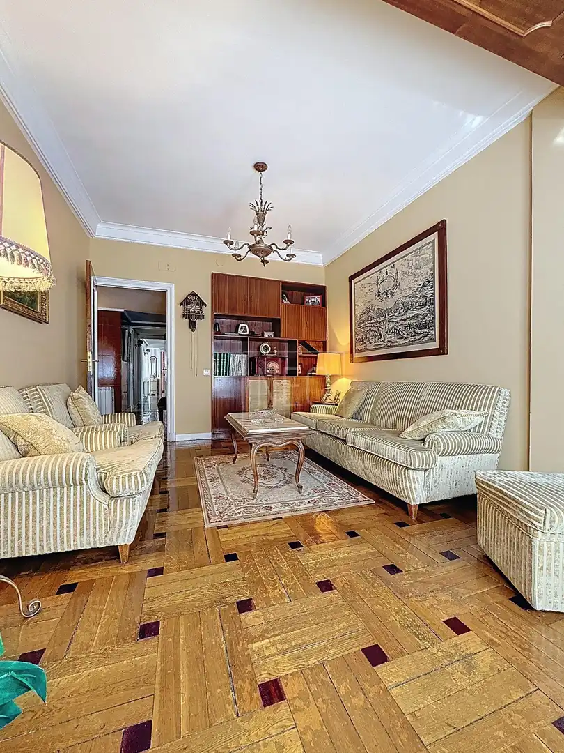 Sala de estar de Piso en venta en Granada con Aire acondicionado, Calefacción y Parquet