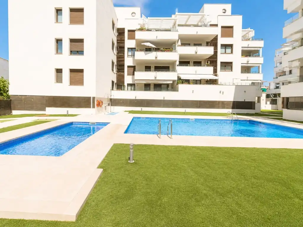 Swimming pool of Flat for sale in El Vendrell  with Heating, Private garden and Oven