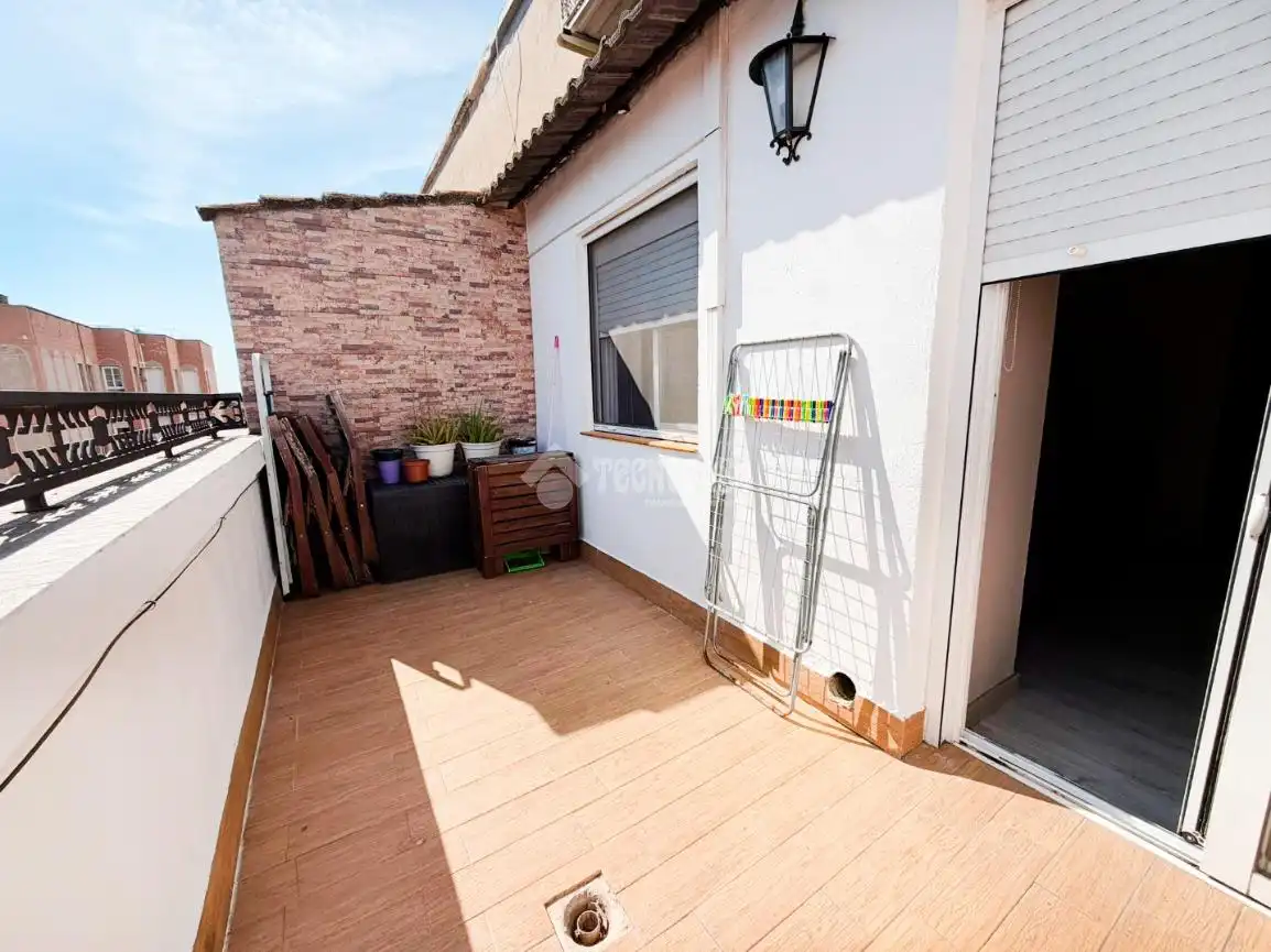 Terrasse von Wohnung zum Verkauf in Zaragoza mit Klimaanlage, Heizung und Parkett