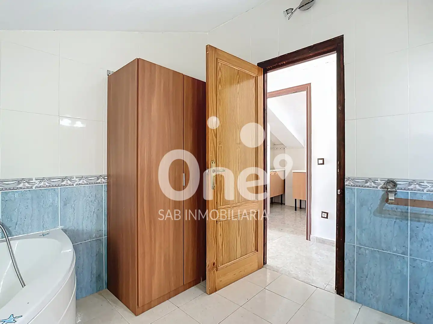 Houses for sale in L'Eliana  with Air Conditioner, Heating and Private garden