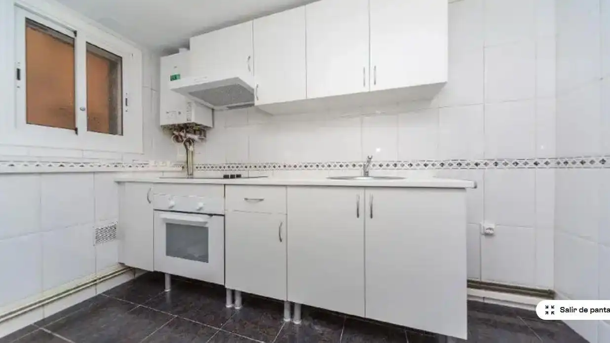 Erdgeschosswohnung mit Aufzug zum Verkauf in Carrer de Travau, imagen 3