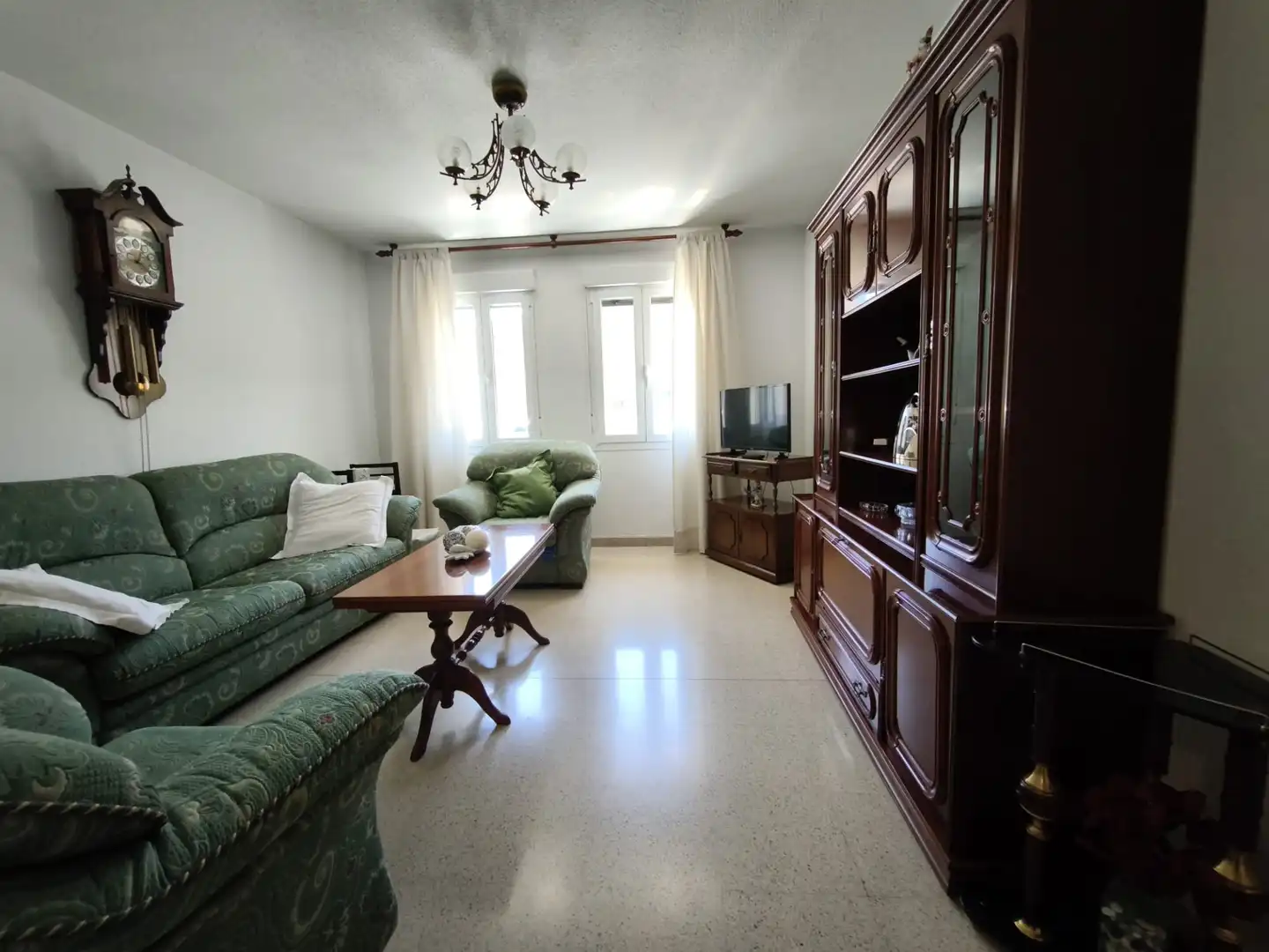 Sala d'estar de Pis en venda en Olazti / Olazagutía amb Balcó