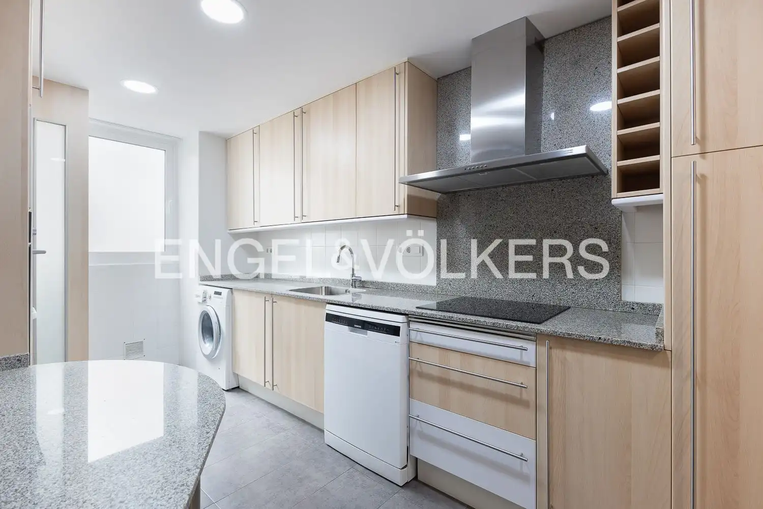 Cocina de Piso en venta en Valencia con Aire acondicionado, Calefacción y Balcón