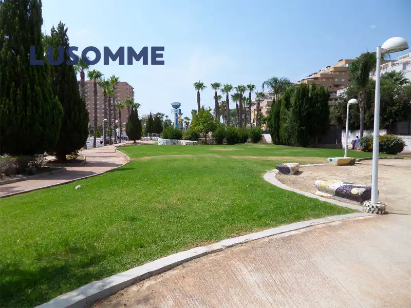 Maisonette zum Verkauf in Oropesa del Mar / Orpesa mit Klimaanlage, Terrasse und Abstellraum