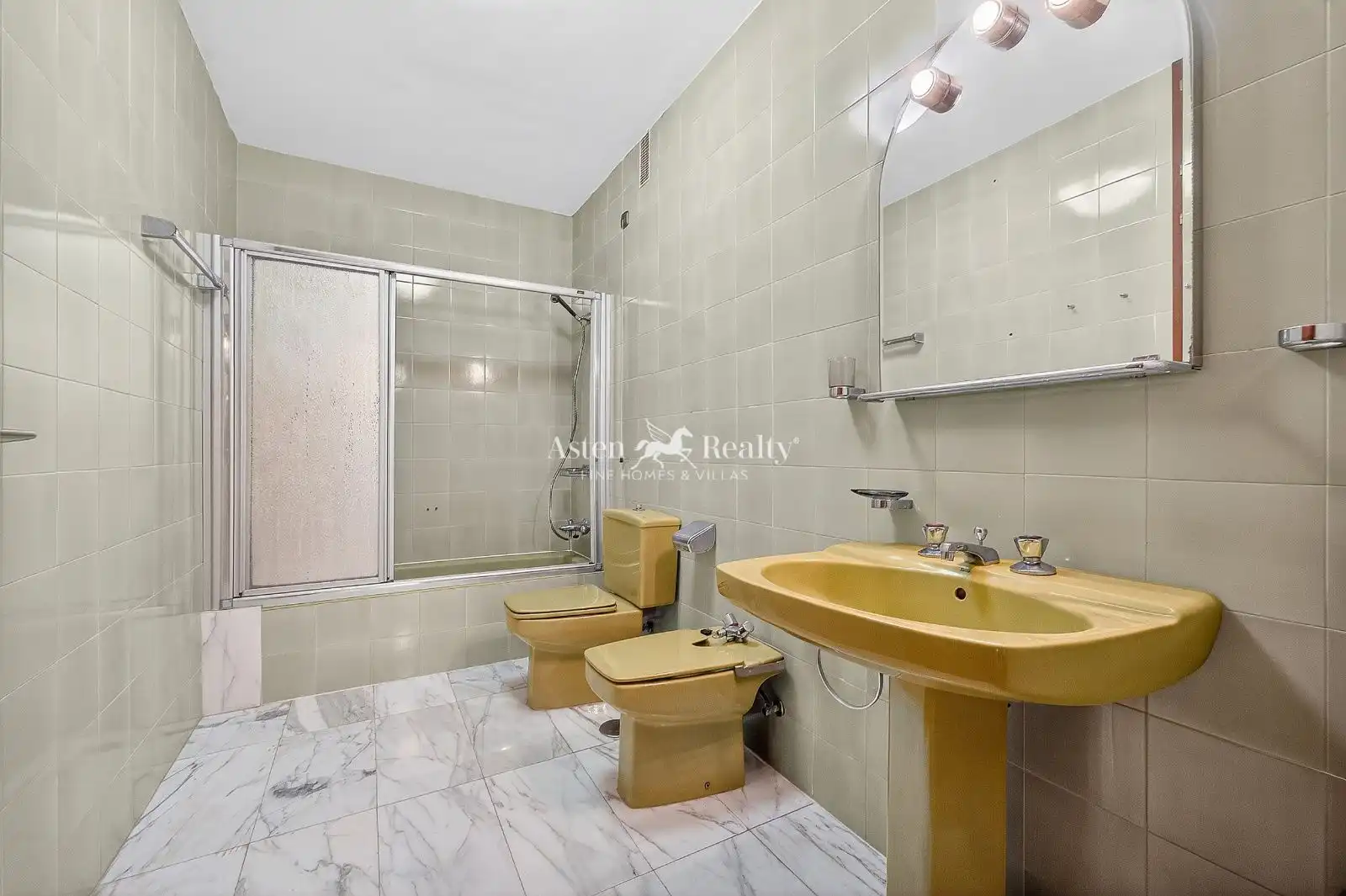 Bany de Casa o xalet en venda en Puerto de la Cruz amb Jardí privat, Terrassa i Traster