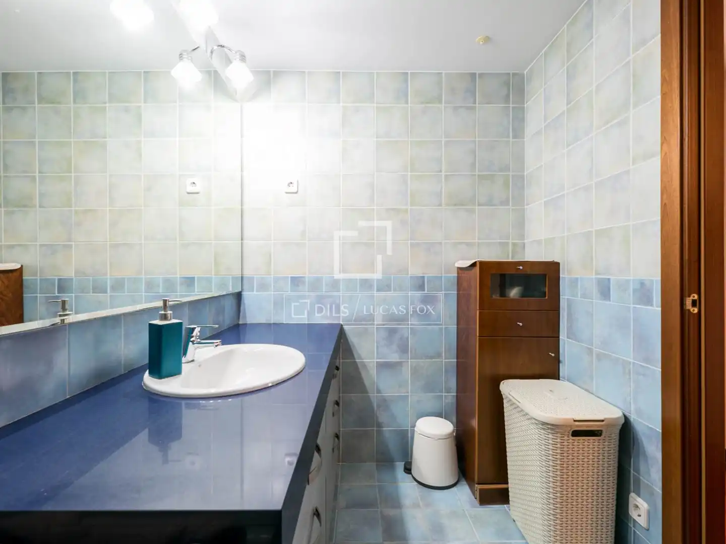 Bathroom of Houses for rent in Castelldefels  with Air Conditioner, Private garden and Terrace