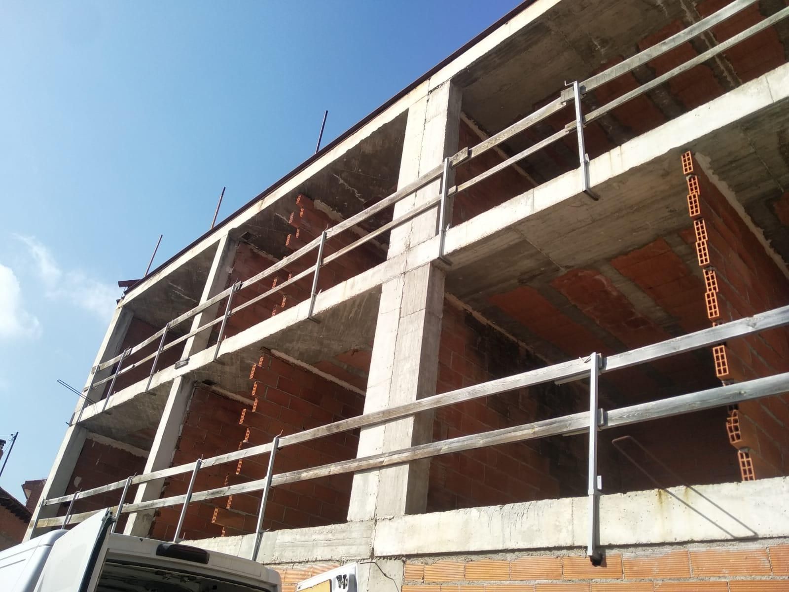 Exterior view of Flat for sale in Los Santos de la Humosa  with Terrace, Storage room and Balcony