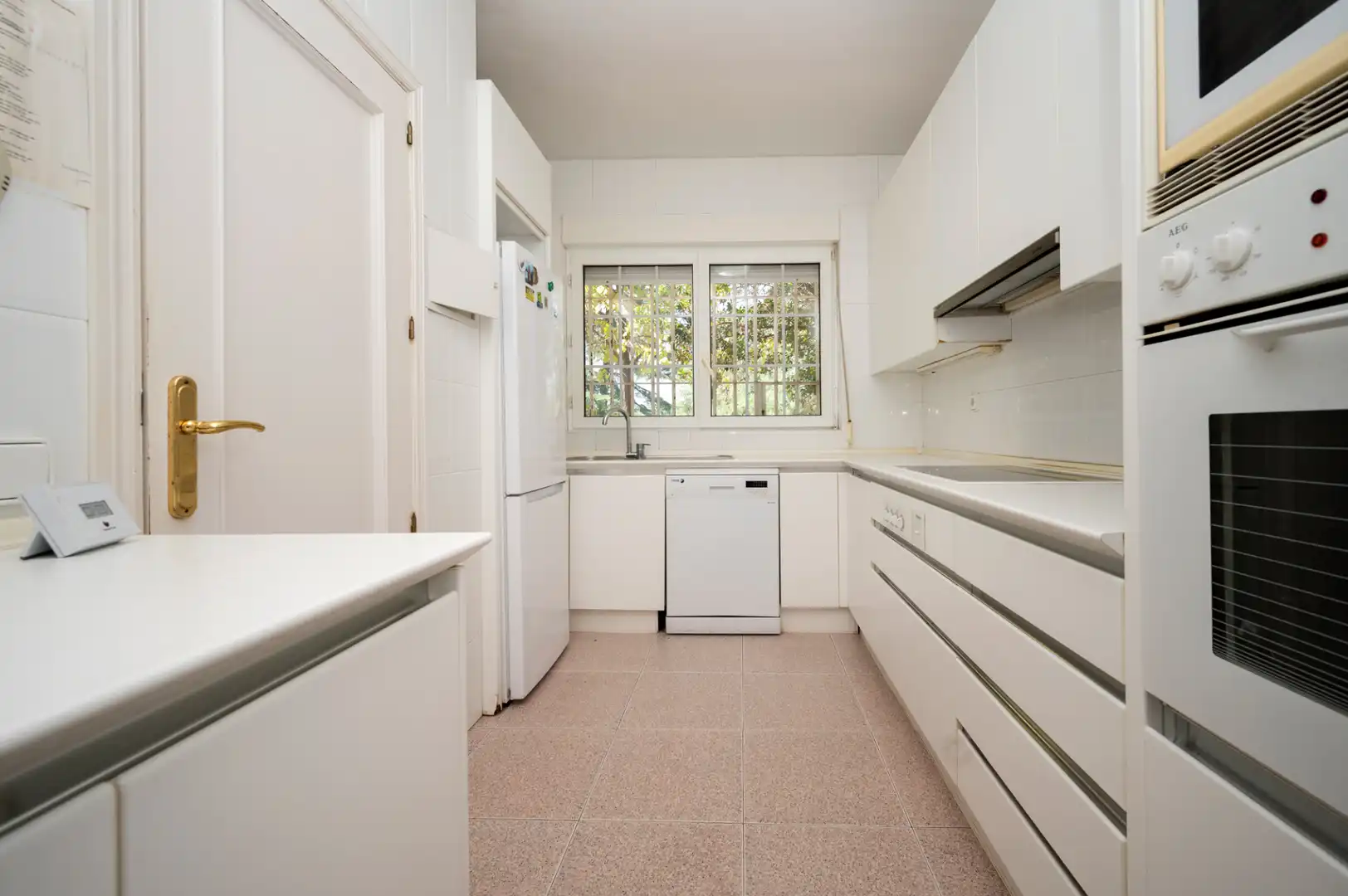 Cocina de Casa o chalet en venta en Colmenar Viejo con Aire acondicionado, Calefacción y Jardín privado
