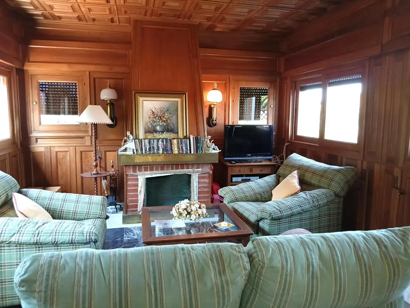 Sala d'estar de Casa o xalet en venda en El Bosque amb Piscina comunitària