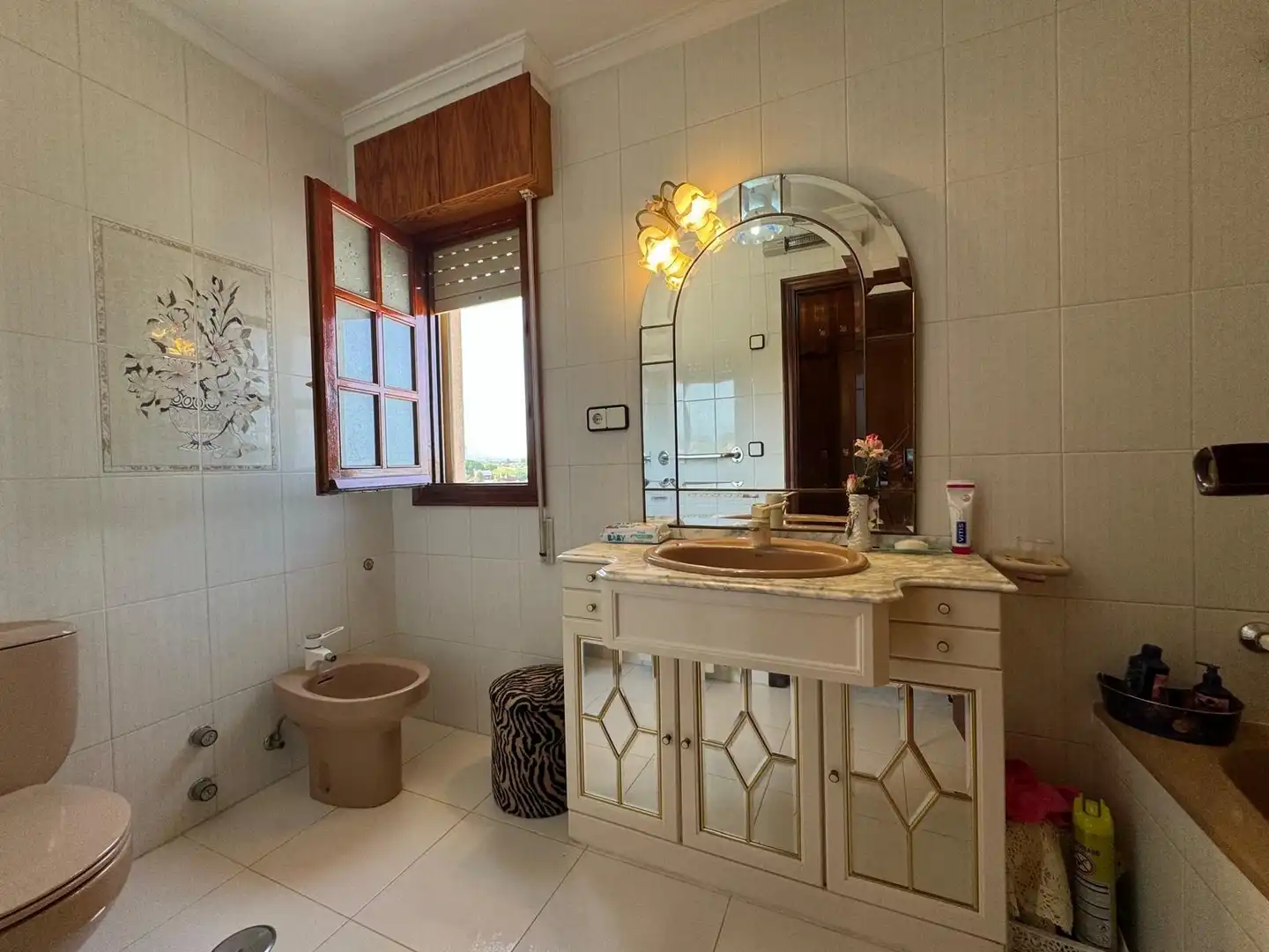 Bany de Casa o xalet en venda en Alicante / Alacant amb Calefacció, Jardí privat i Terrassa
