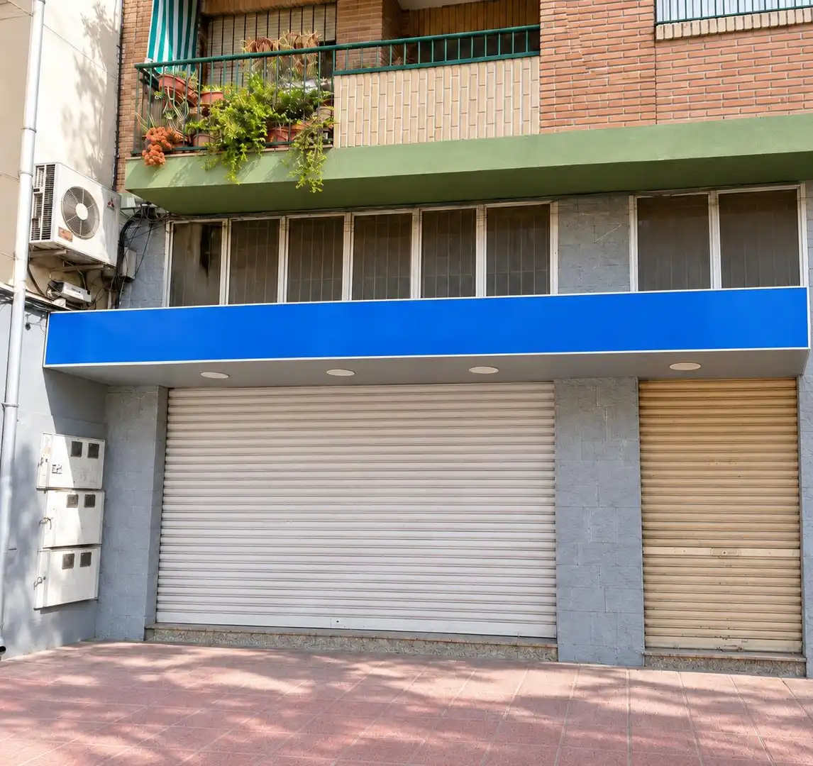 Business premises for sale in Sur, imagen 2