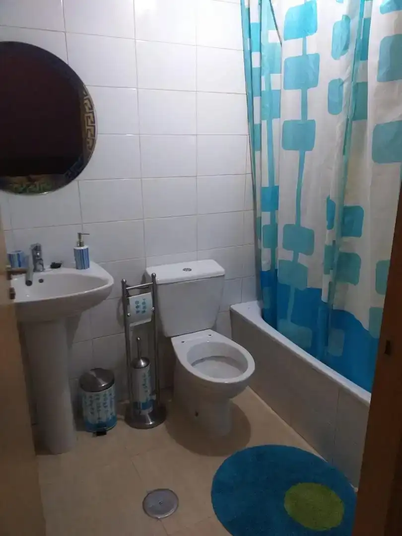 Badezimmer von Wohnung zur Miete in Badajoz Capital mit Klimaanlage