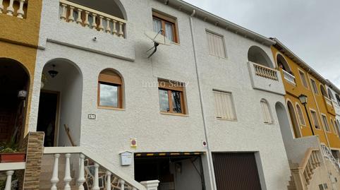 Foto 2 de Casa adosada en venda a Torremanzanas / La Torre de les Maçanes, Alicante