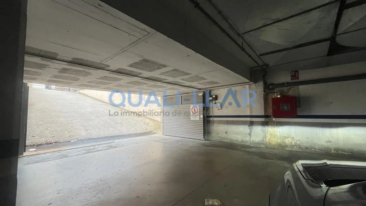 Garage for rent in Del Marquès De Monistrol, Mas Lluí