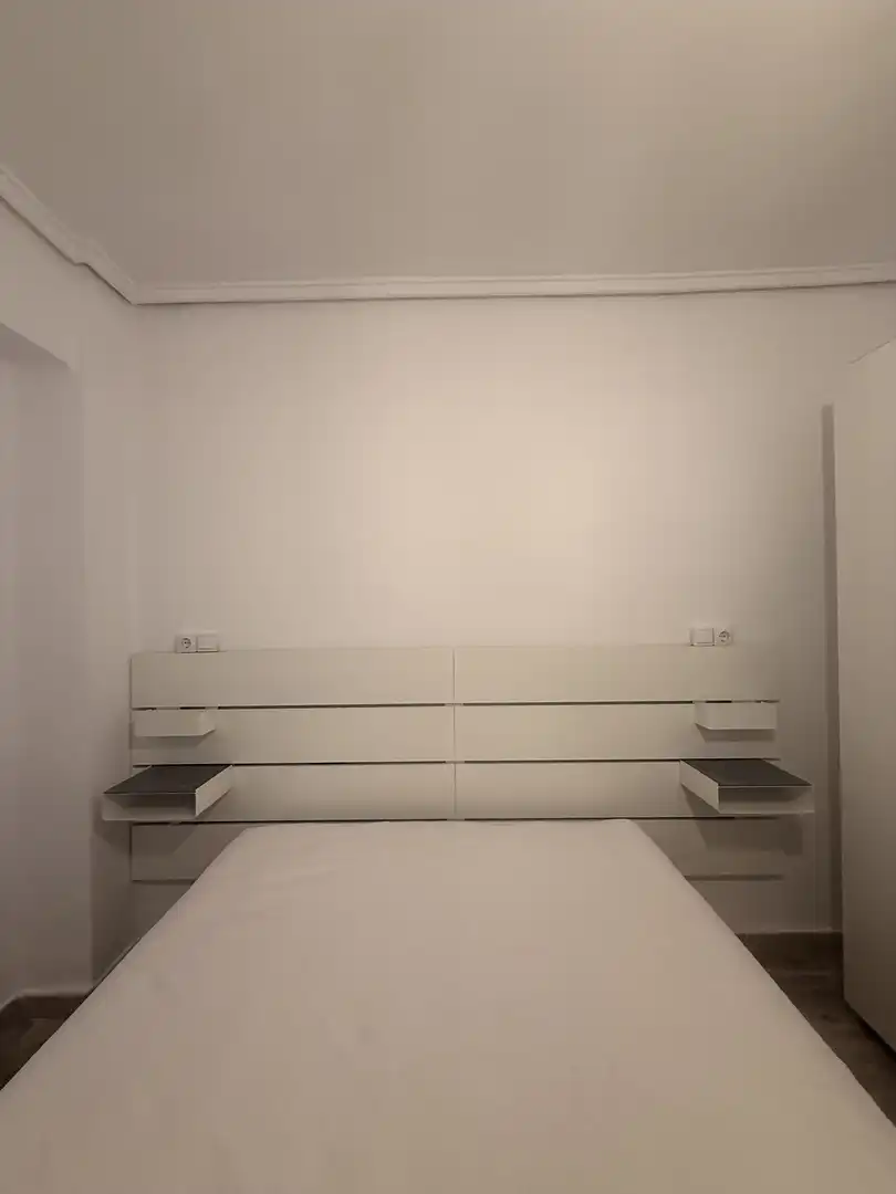 Schlafzimmer von Wohnung zur Miete in  Valencia Capital mit Klimaanlage