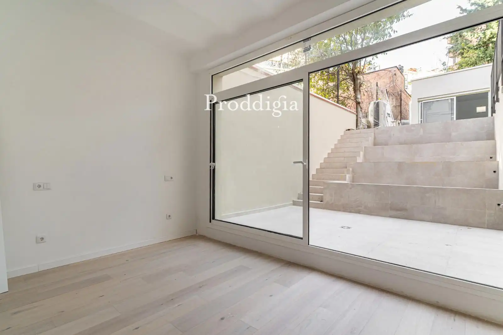 Habitación de Dúplex en venta en Barcelona con Aire acondicionado, Calefacción y Terraza