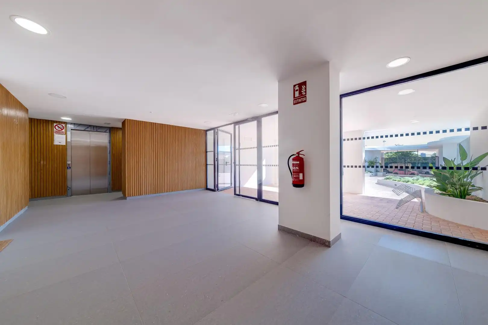 Apartamento en venta en Calpe / Calp con Aire acondicionado, Calefacción y Jardín privado