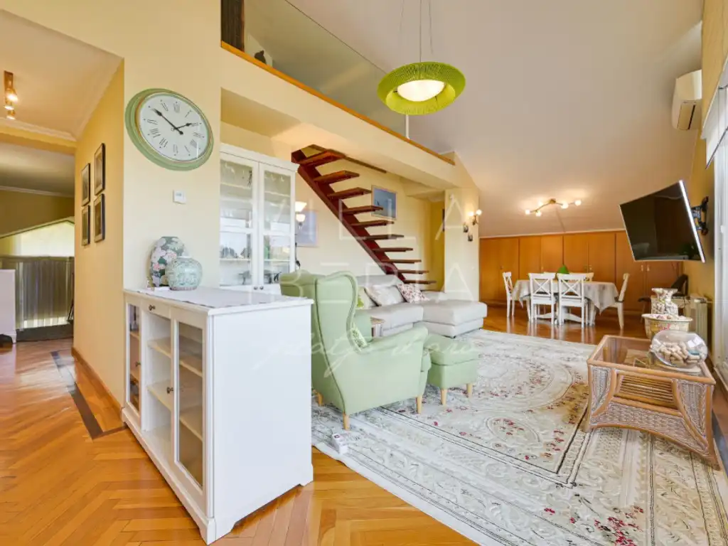 Sala de estar de Apartamento en venta en Castell d'Aro, Platja d'Aro i s'Agaró con Aire acondicionado, Calefacción y Terraza