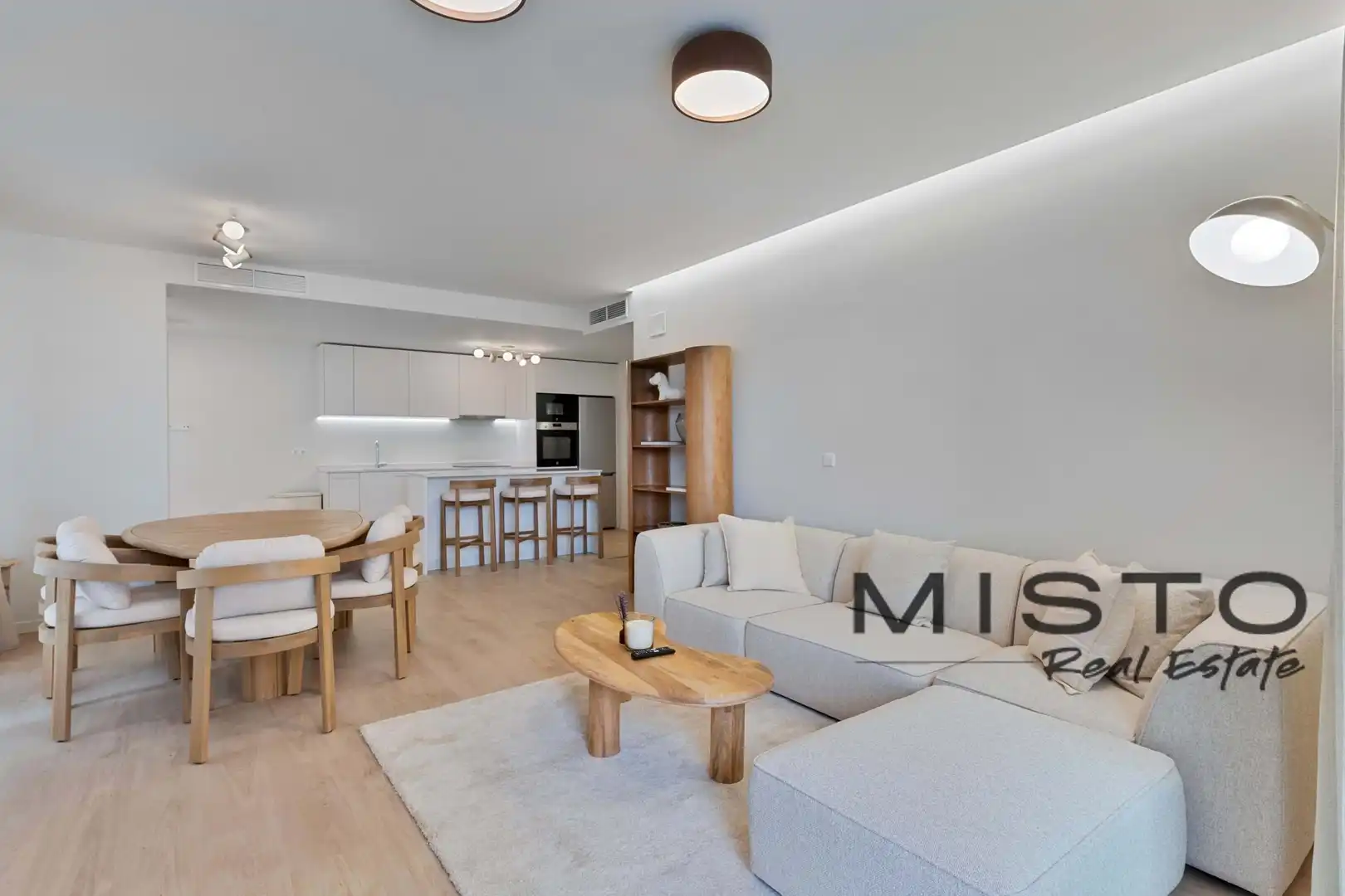 Living room of Flat for rent in Nueva Andalucía