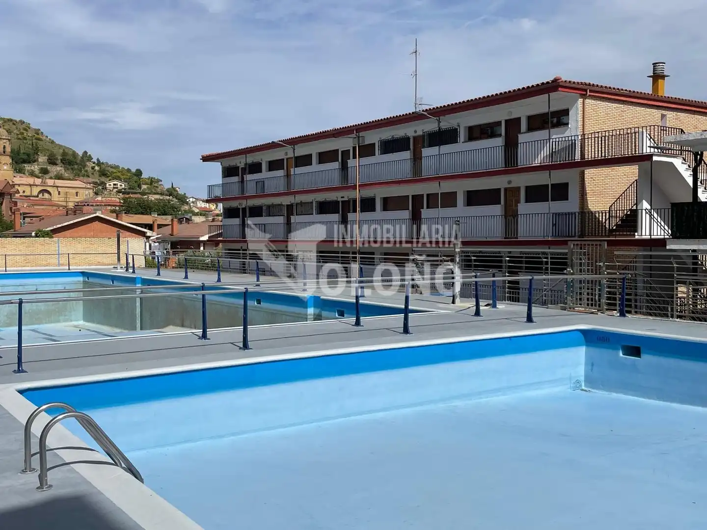 Schwimmbecken von Wohnung zum Verkauf in Labastida / Bastida mit Klimaanlage, Terrasse und Möbliert