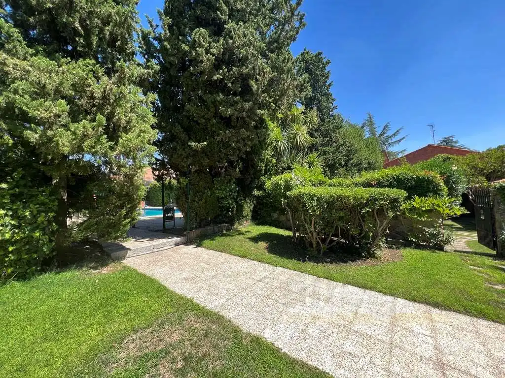 Jardí de Casa o xalet en venda en Galapagar amb Aire condicionat, Jardí privat i Piscina