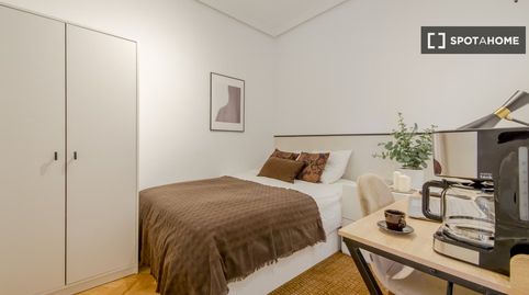 Photo 5 of Room in Goya, Madrid Capital