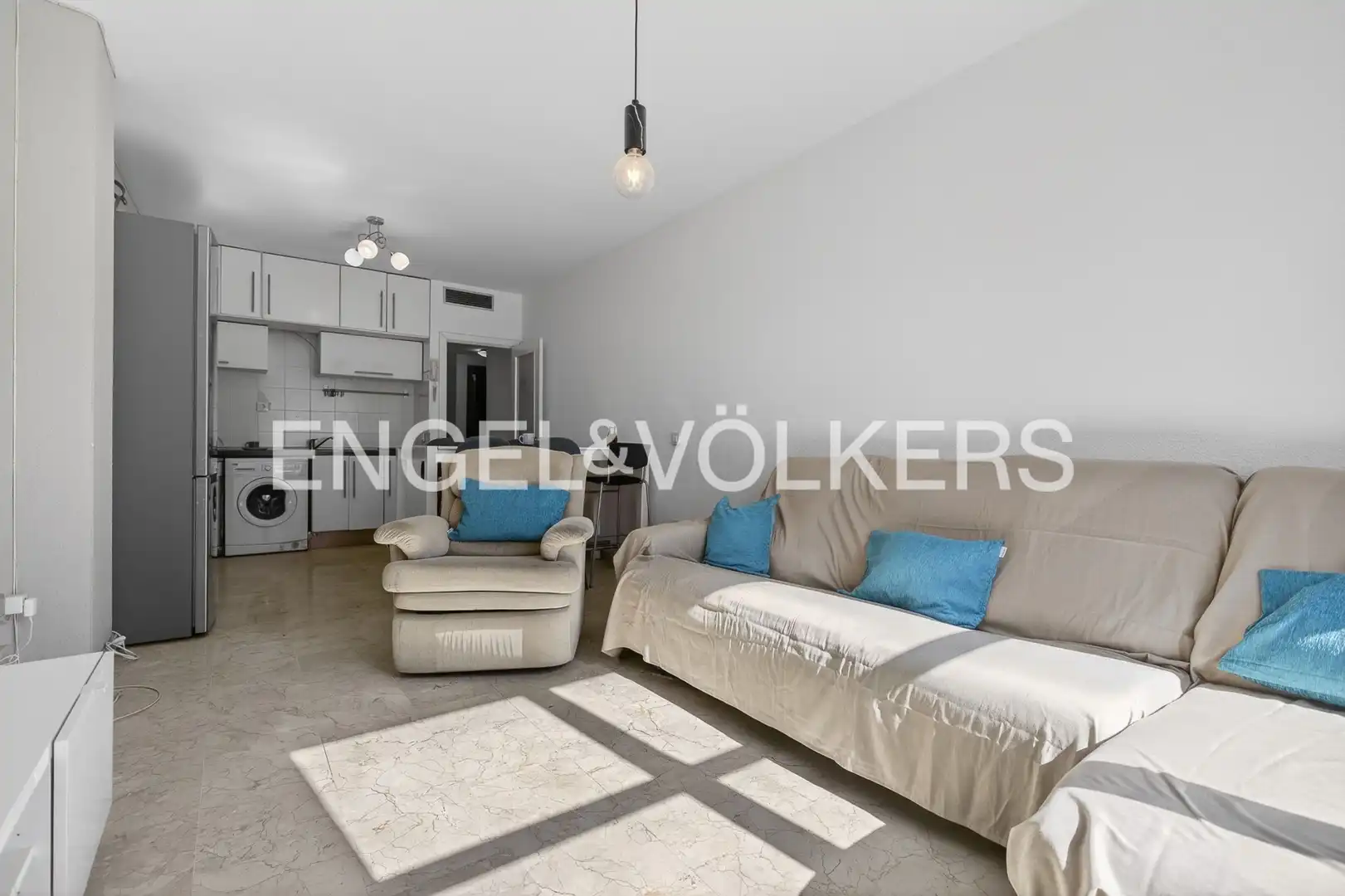 Living room of Duplexes for sale in Sevilla  with Air Conditioner and Heating