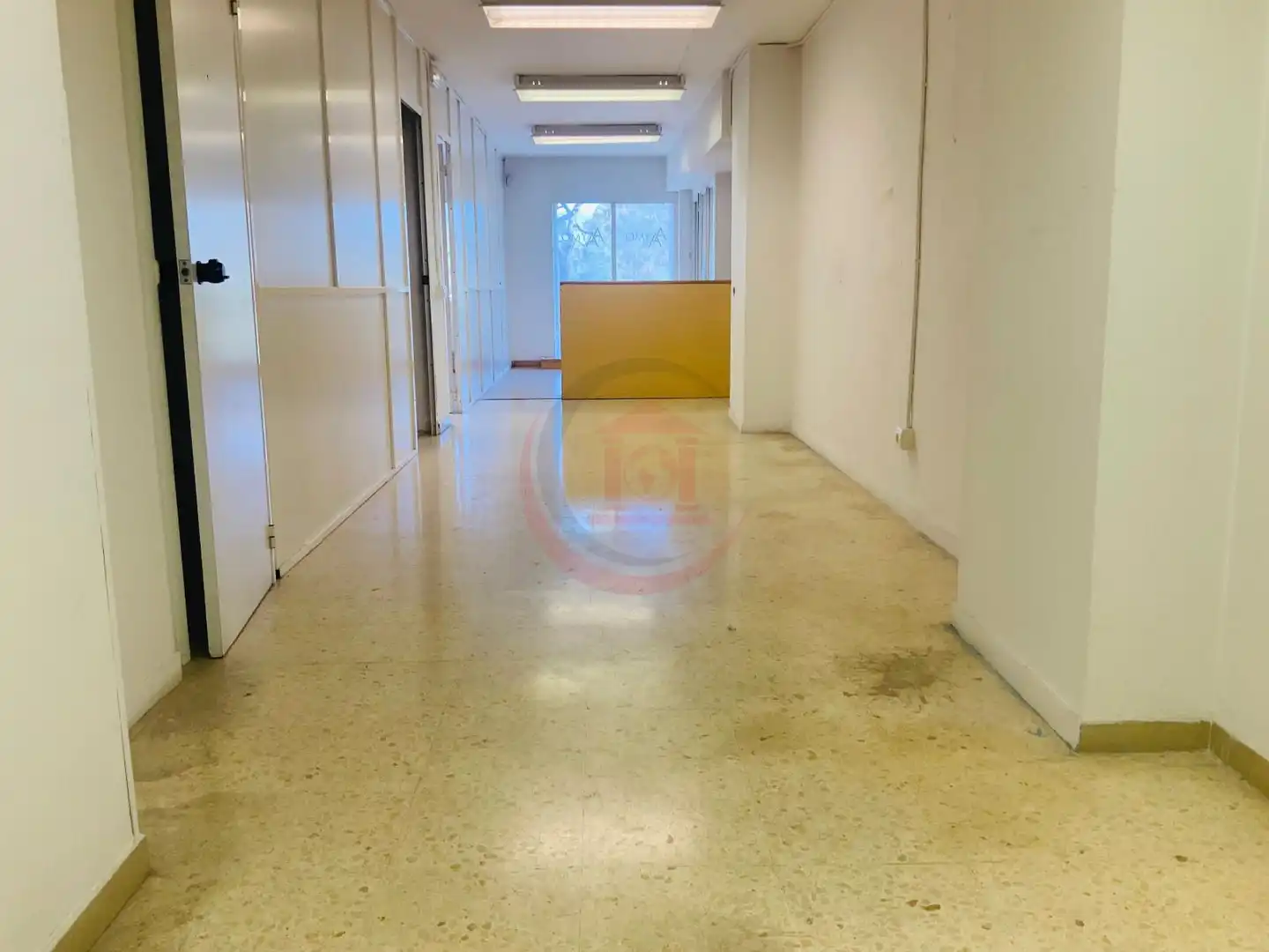 Commercial properties for rent in Barcelona  with Air Conditioner