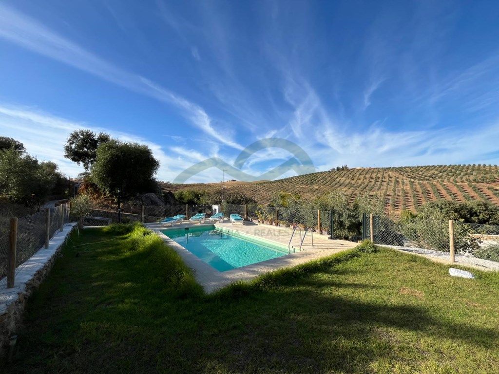Piscina de Finca rústica de lloguer en Ronda