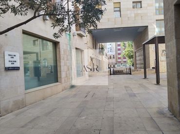 Business premises for sale in Casc Urbà