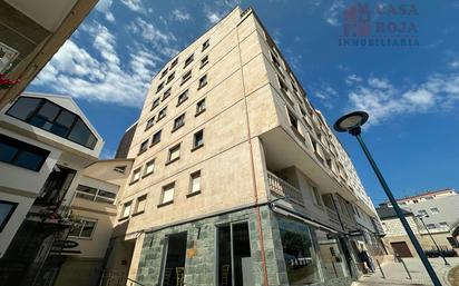 Vista exterior de Pis en venda en Cangas  amb Calefacció, Parquet i Terrassa