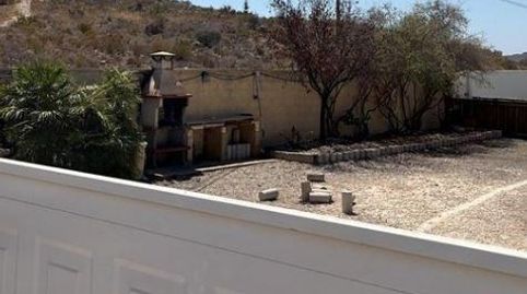 Foto 2 de Casa o chalet en venta en Basalto-garroferal, 19, Casco Antiguo - Sta. Cruz - Ayuntamiento, Alicante / Alacant