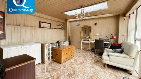 Foto 2 de Casa adosada en venta en Busot, Alicante