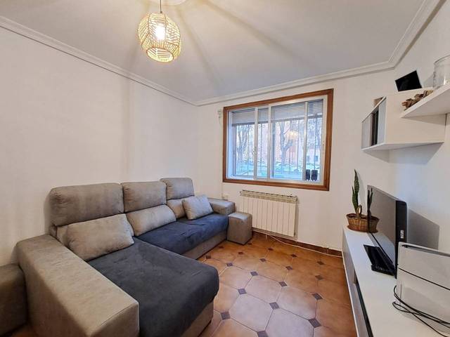 Casa adosada en Venta en Barriada Inmaculada - Zurbarán