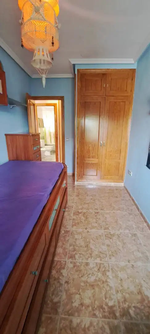 Habitación de Casa adosada en venta en Ávila con Calefacción y Amueblado