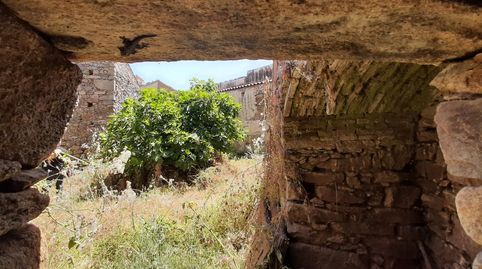 Gran casa con patio y pozo en Valdefuentes