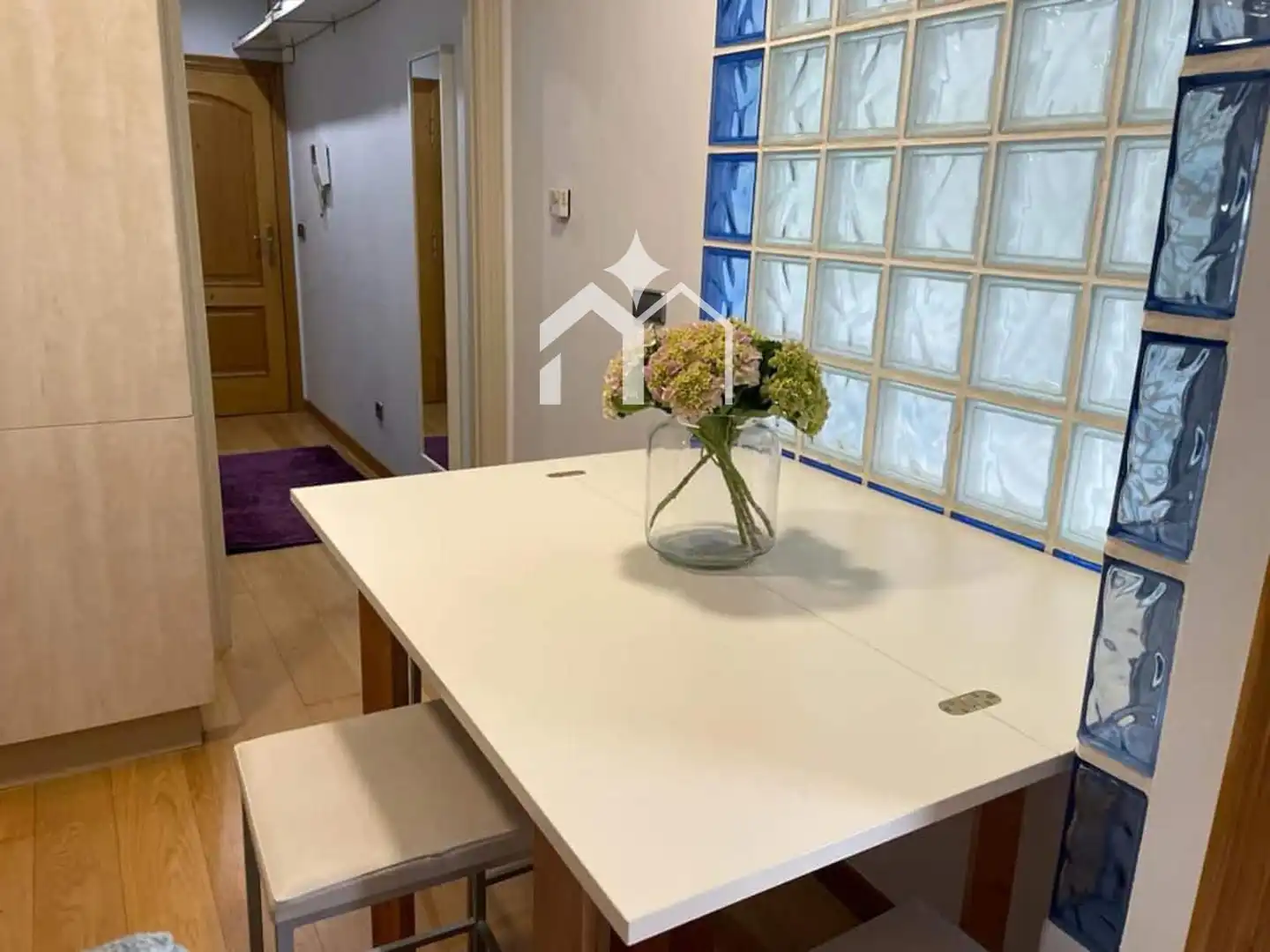 Dining room of Flat for rent in Vigo   with Heating, Furnished and Oven