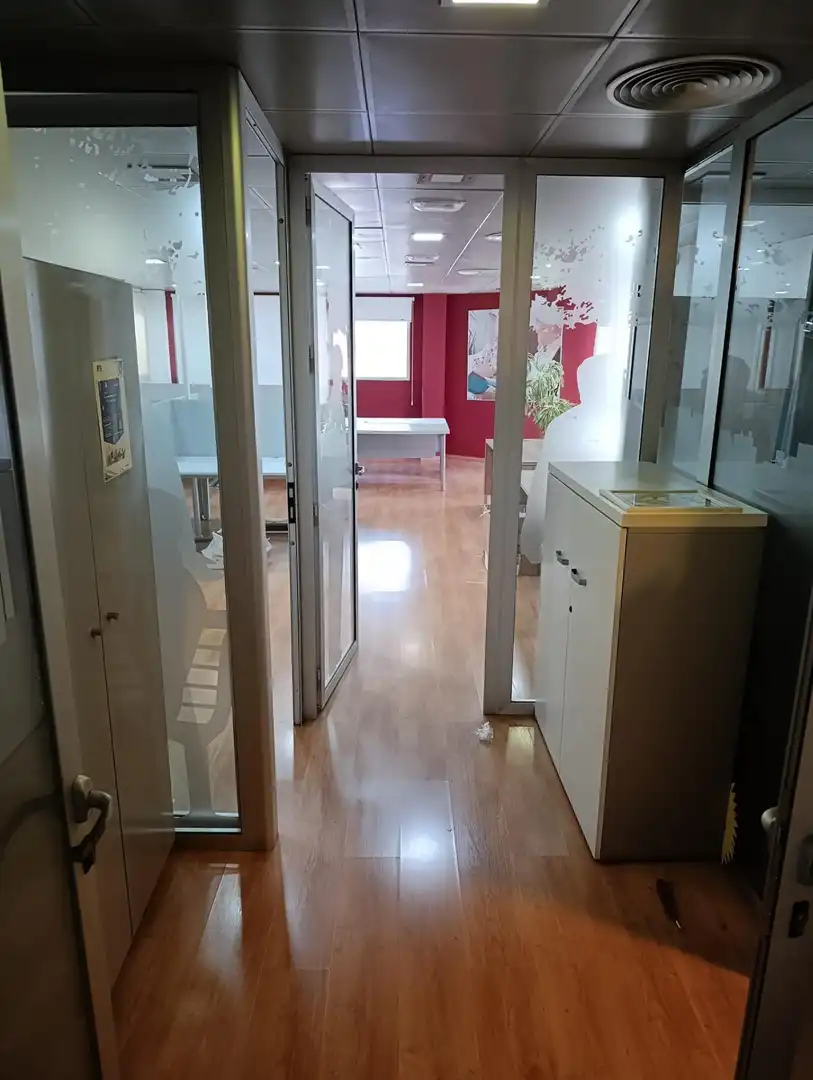 Office for rent in Murcia  with Air Conditioner