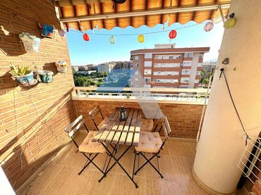 Piso con balcón en venta en Parque Lo Torrent