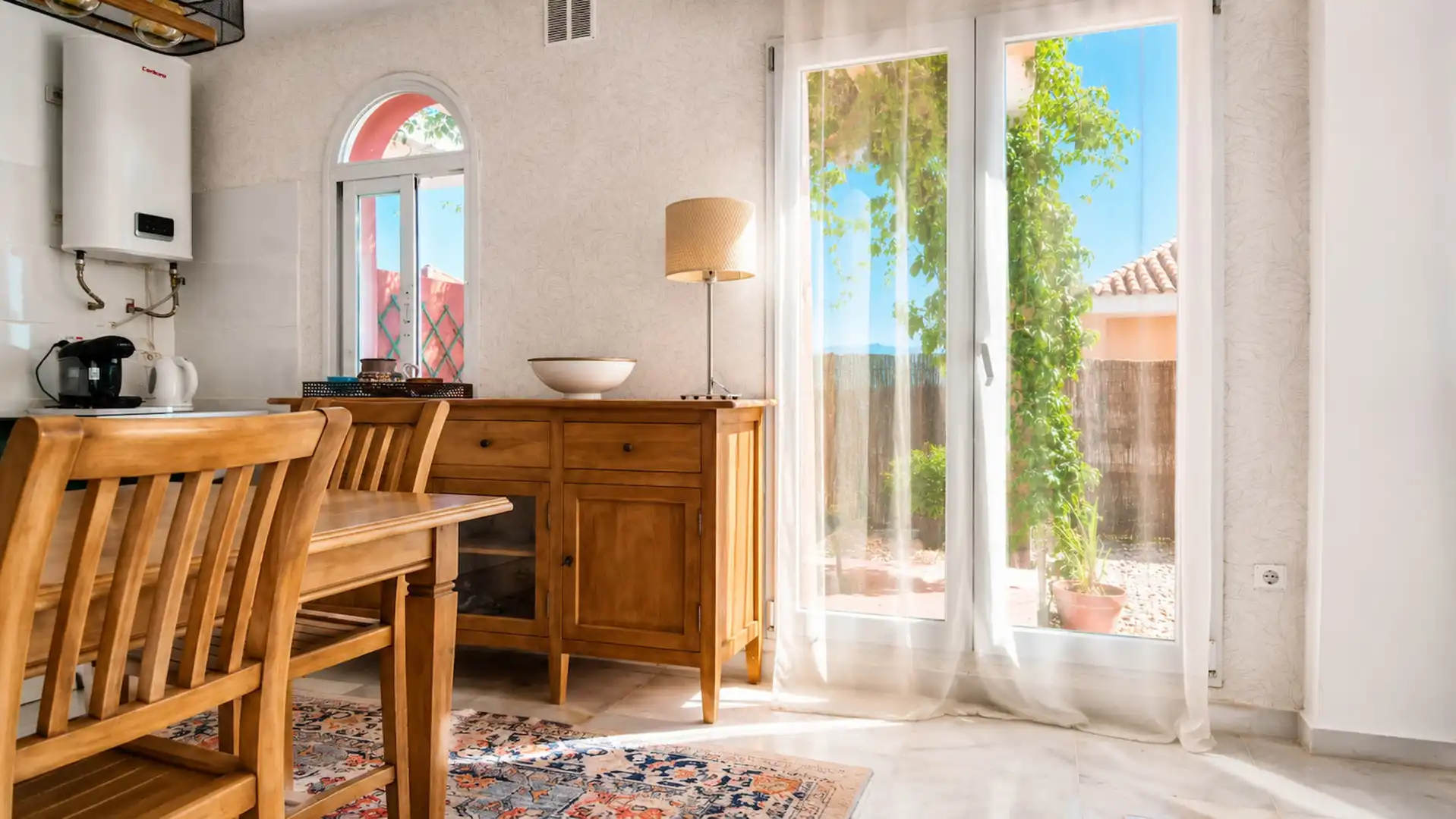 Esszimmer von Maisonette zum Verkauf in Manilva mit Privatgarten, Terrasse und Schwimmbad