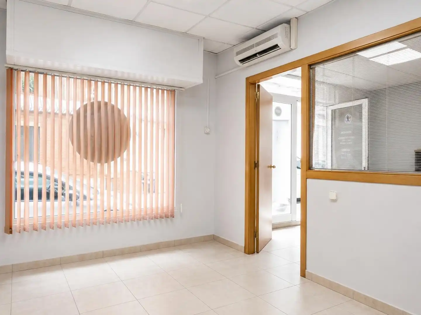 Local comercial en venta en Montornès del Vallès, imagen 4