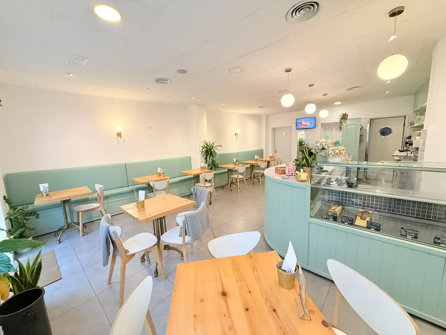 Local en traspaso en Carrer del 31 de Desembre, Bons Aires