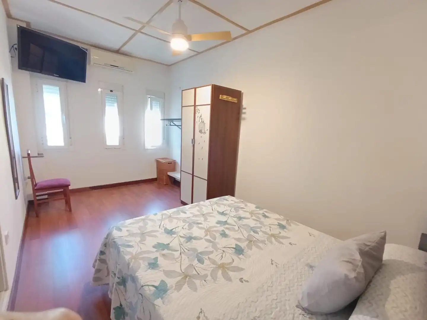 Bedroom of Houses for sale in Coria del Río