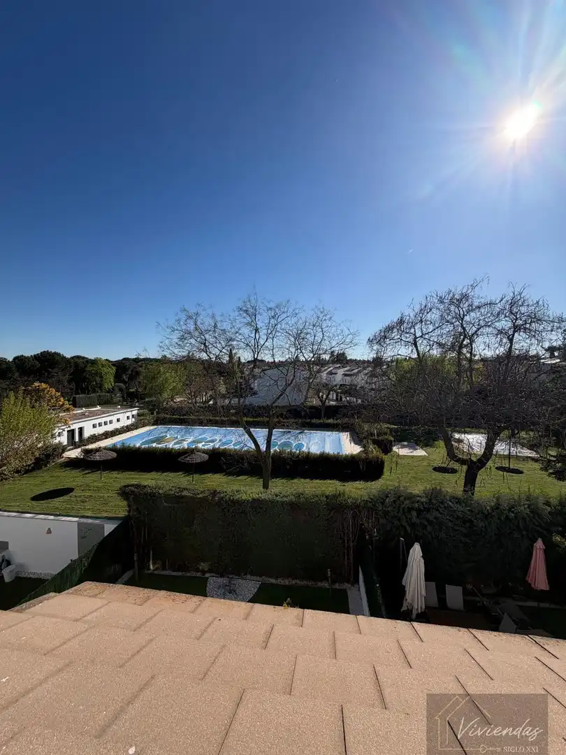 Jardín de Casa o chalet en venta en Boadilla del Monte con Aire acondicionado, Calefacción y Terraza
