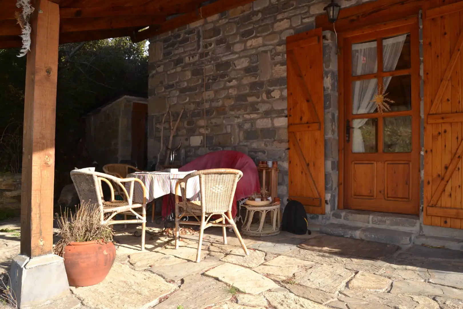 Terrasse von Haus oder Chalet zum Verkauf in Aisa mit Heizung und Privatgarten