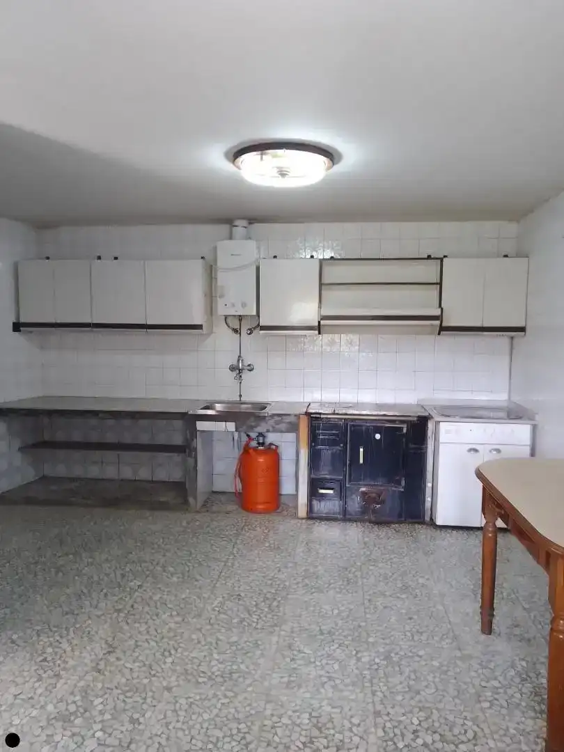 Cocina de Casa adosada en venta en Bimenes con Jardín privado
