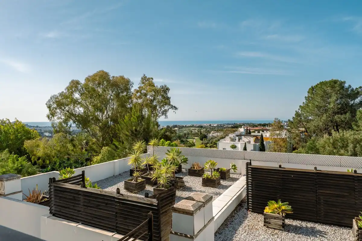 Terrassa de Apartament en venda en Benahavís amb Alarma